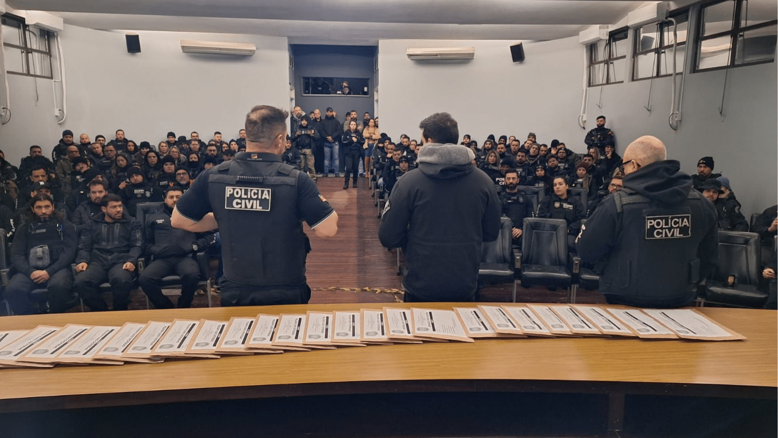 Polícia desarticula facção gaúcha que lavava dinheiro em praias de Santa Catarina