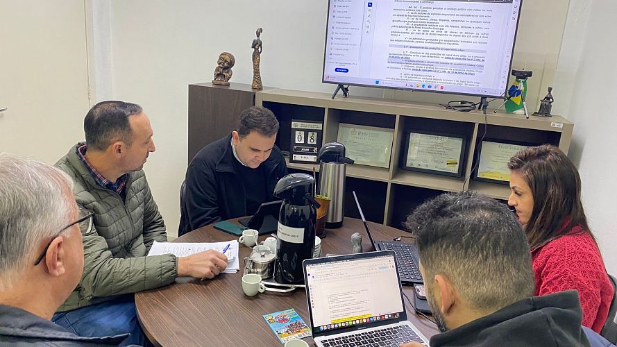 Camaquã: comissão discute atualização do código de posturas