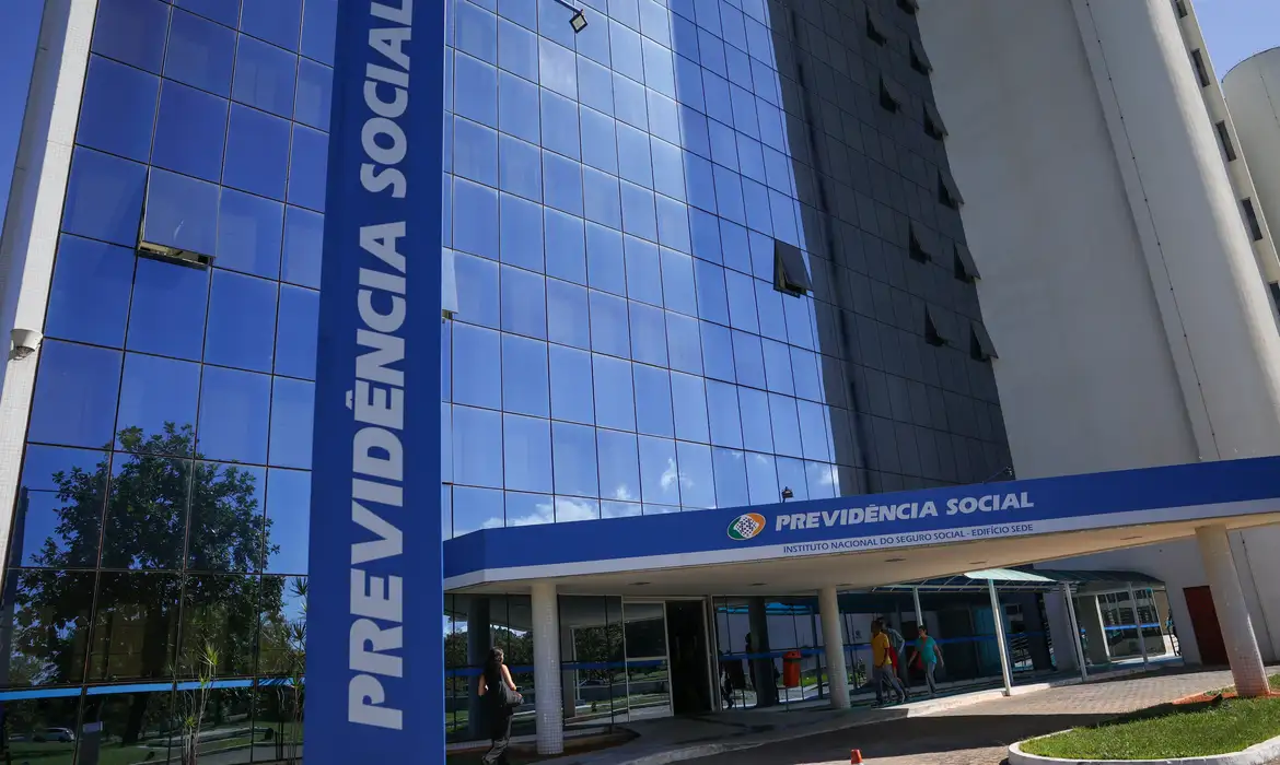 INSS cancela autorização de oito empresas que faziam consignados