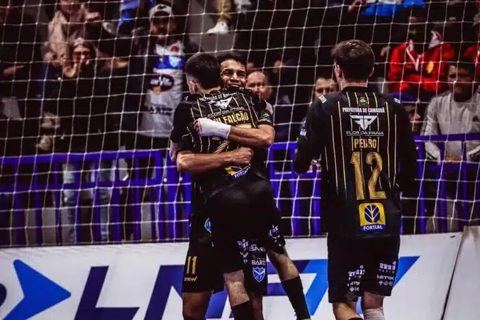 Vélez Camaquã domina Santo André e consolida campanha na LNF