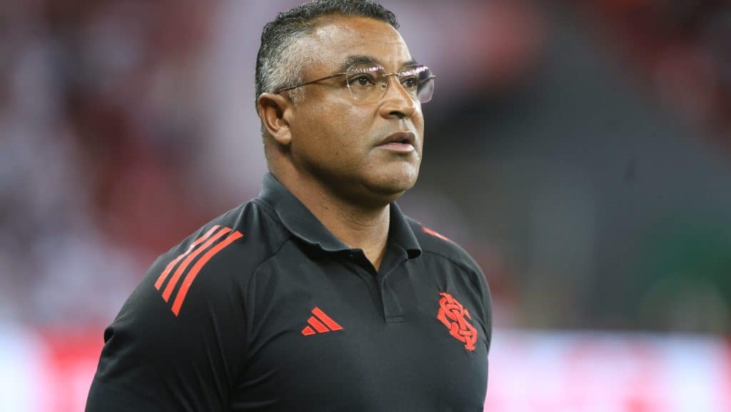 Roger Machado permanece como técnico do Inter