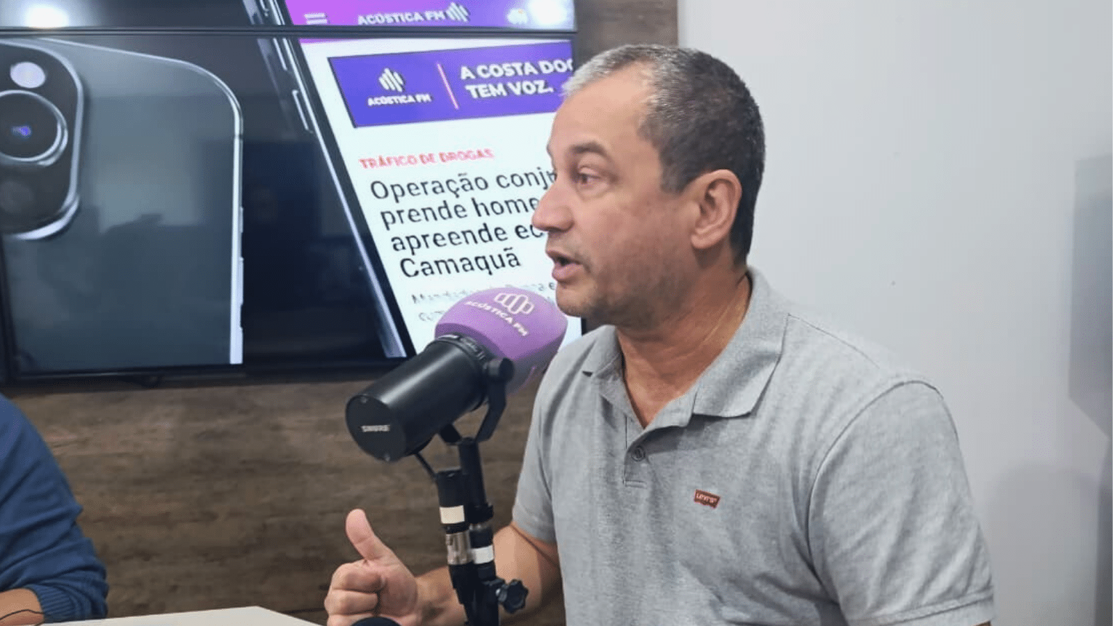 Camaquã - Reconstrução da Escola João Beckel é prioridade no setor de licitação, garante vice-prefeito Luciano. Foto: Pablo Bierhals/Rádio Acústica FM.