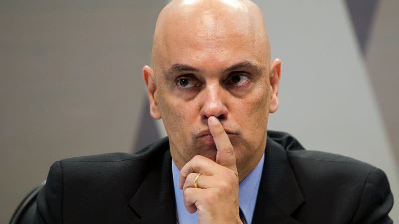 Cartão de crédito de Alexandre de Moraes é bloqueado