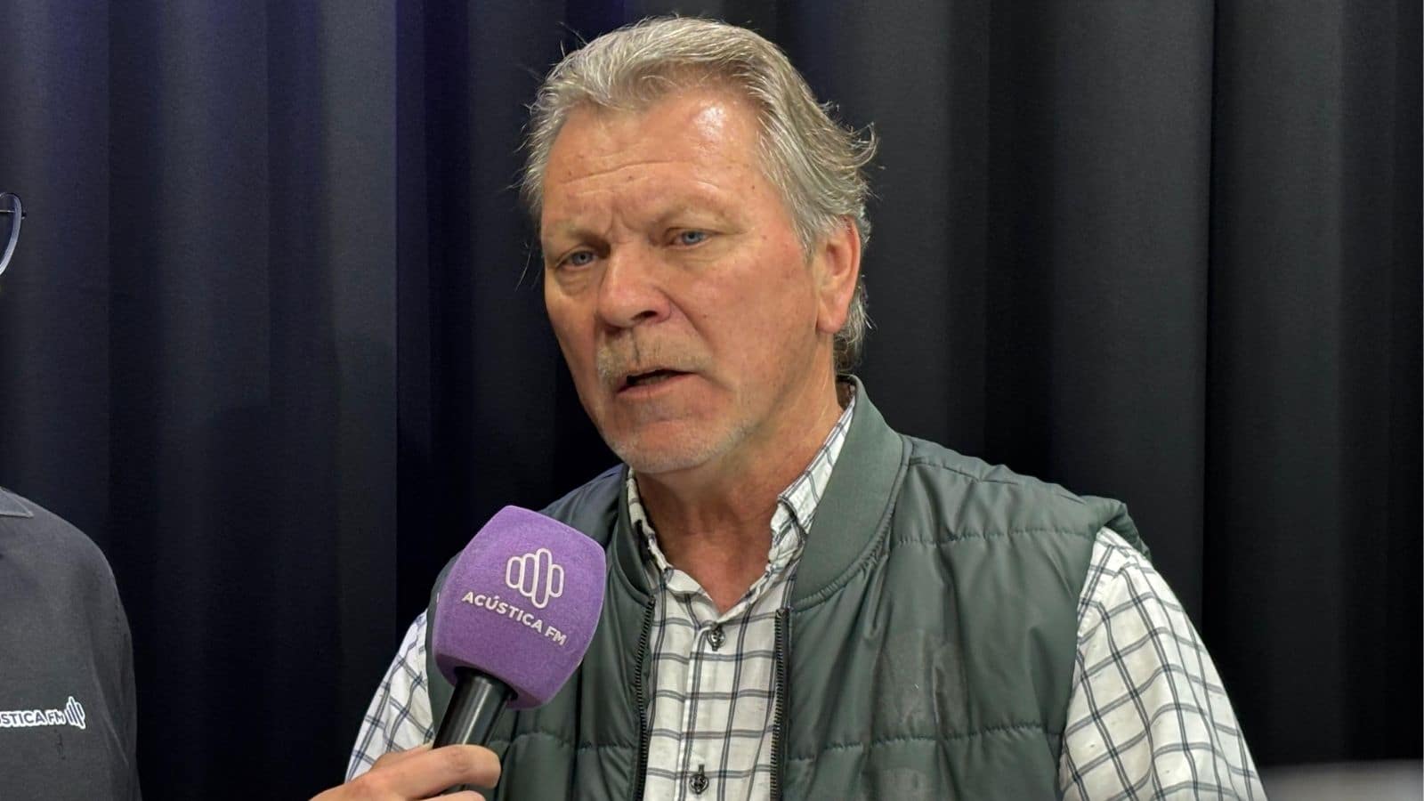 Deputado Afonso Hamm destina recurso para pavimentação de quatro ruas de Camaquã. Foto: Eduardo Vicente/Rádio Acústica FM.