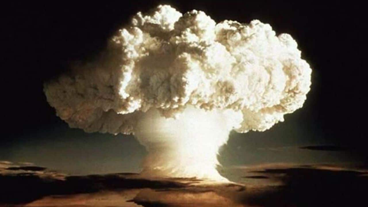Trump ordena retomada de testes nucleares: guerra fria 2.0?