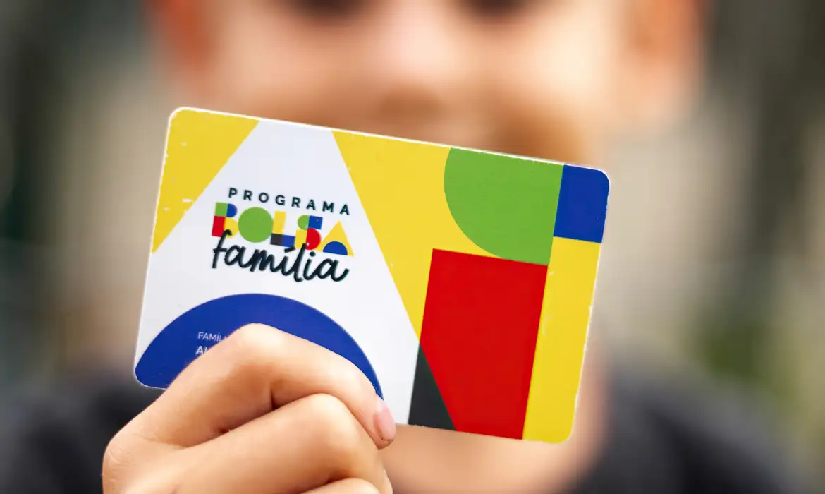 Bolsa Família novembro: pagamento começa hoje; veja o calendário