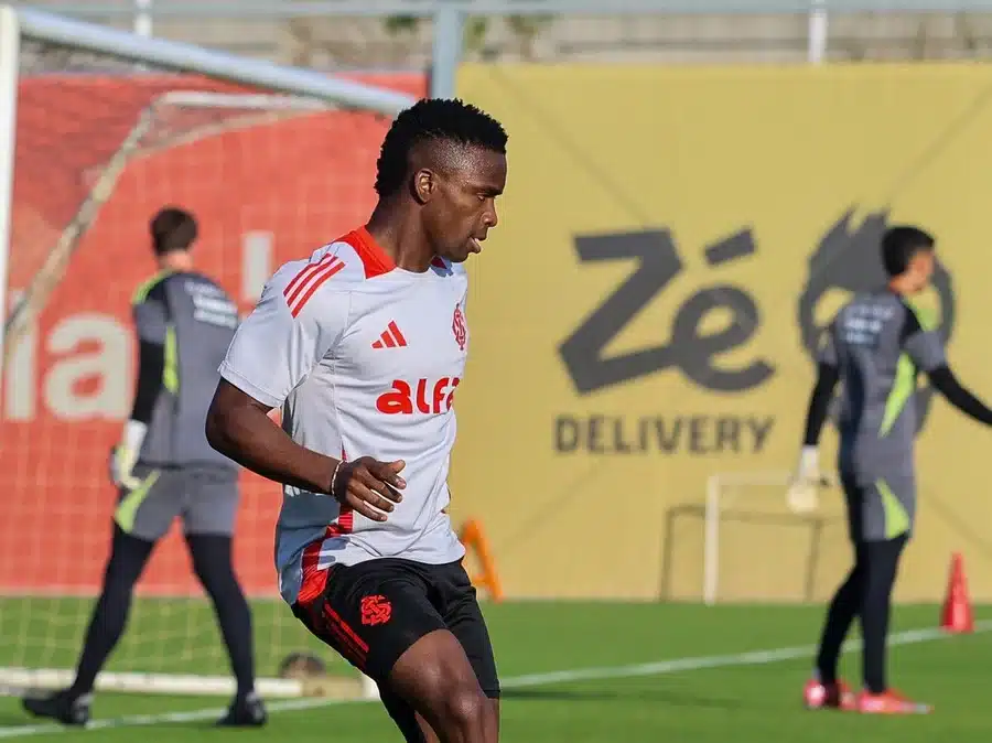 Retorno de titulares anima o Inter em semana contra o rebaixamento