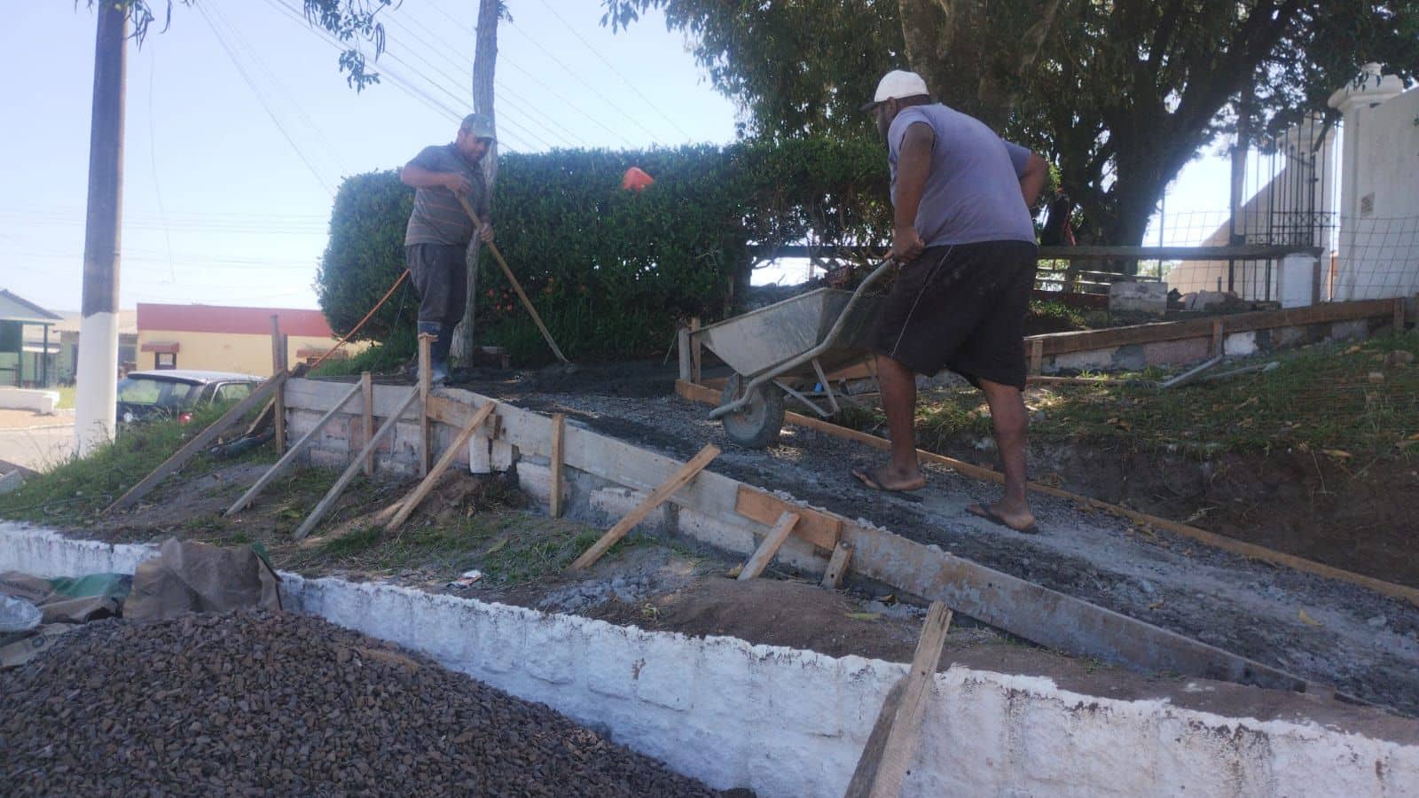 Prefeitura constrói rampas de acesso em cemitérios de Camaquã. Foto: Divulgação.