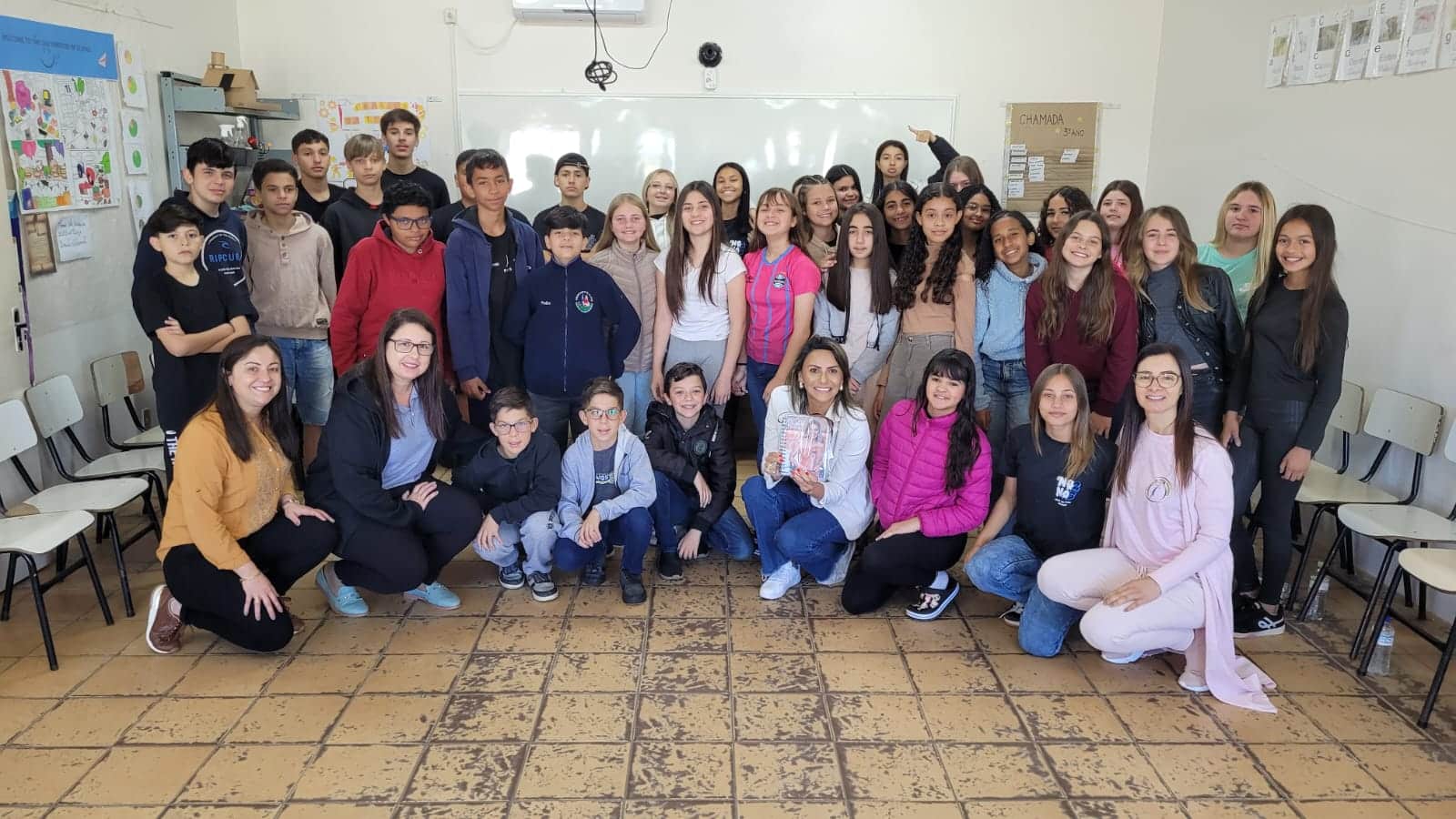 Alunos de escola em Camaquã recebem palestra sobre futuro profissional