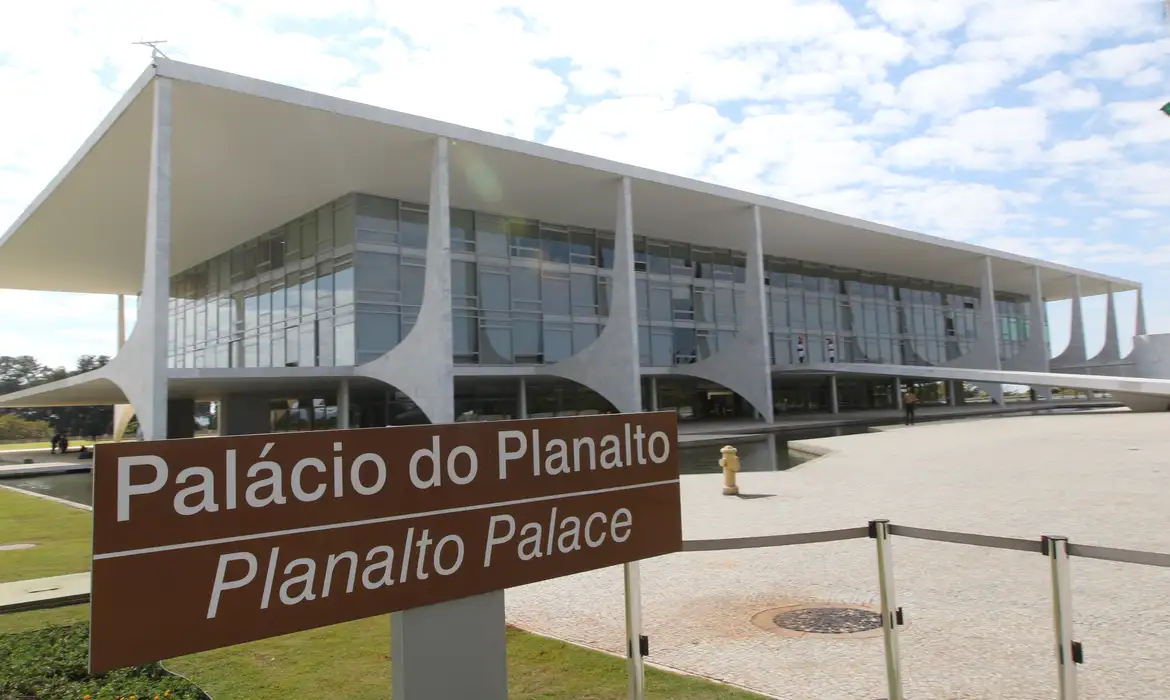 Bolsonaro é o 4º ex-presidente preso do Brasil: relembre as acusações