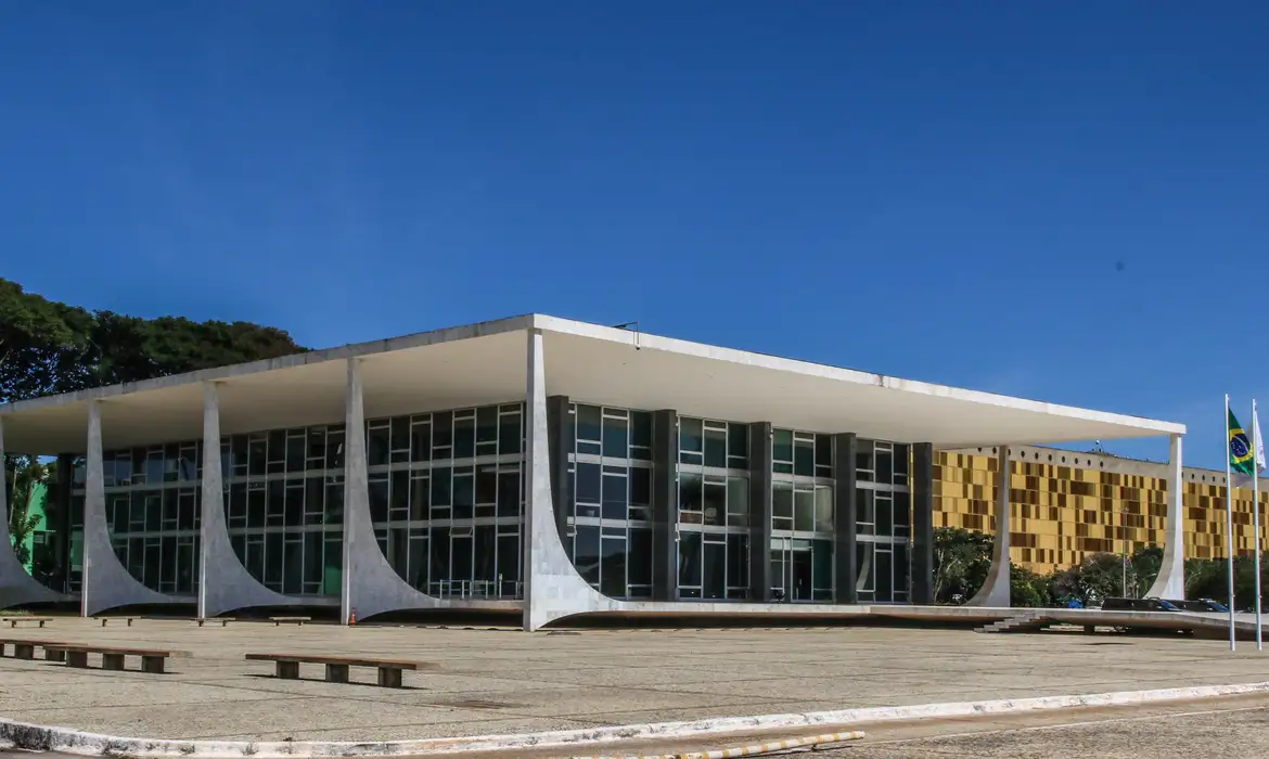 STF começa a julgar recursos de Bolsonaro e aliados contra condenação. Foto: Antônio Cruz/ Agência Brasil.