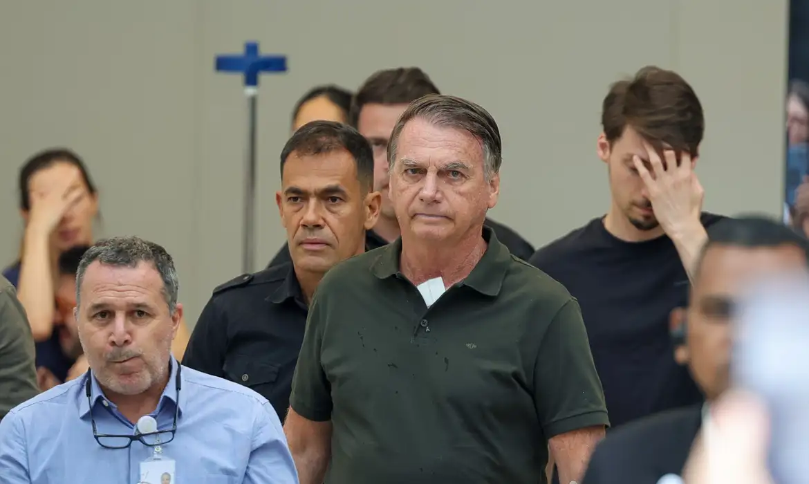 Moraes autoriza internação de Bolsonaro para cirurgia. Foto: Agência Brasil.