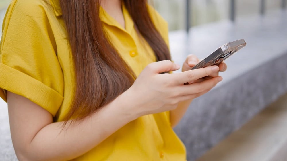 Meta inicia exclusão de menores em suas redes sociais