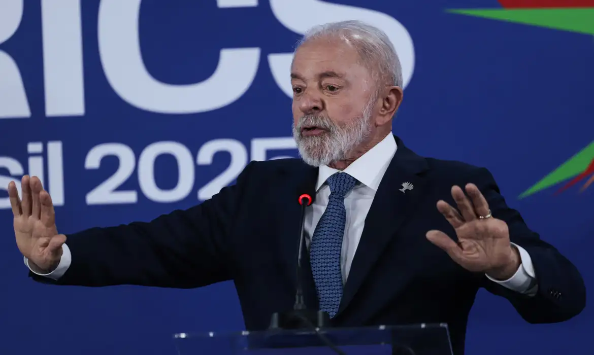 Lula quer agilidade na votação pelo fim da escala 6x1