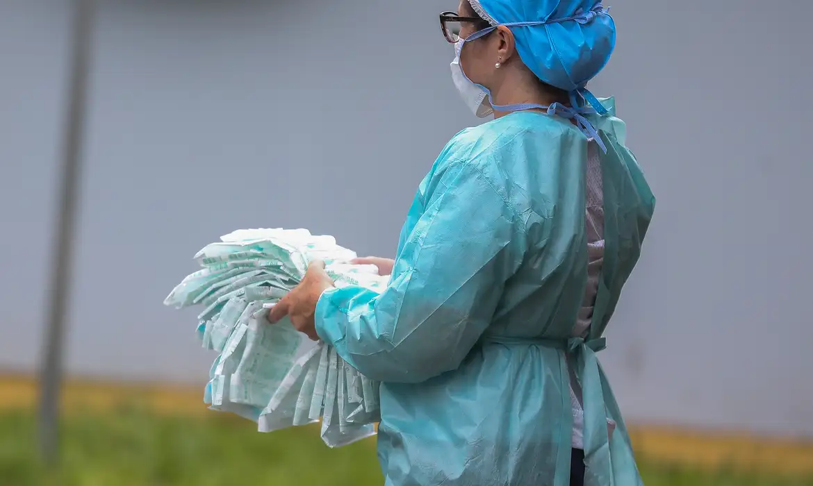 Nova gripe K chega ao Brasil: veja os sintomas e quem corre mais risco