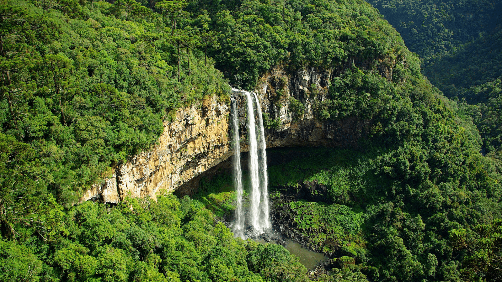 Cascata do Caracol, em Canela, no Rio Grande do Sul.