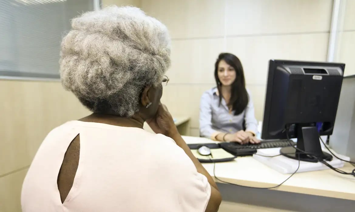 Entenda as novas regras da aposentadoria que entram em vigor em 2026