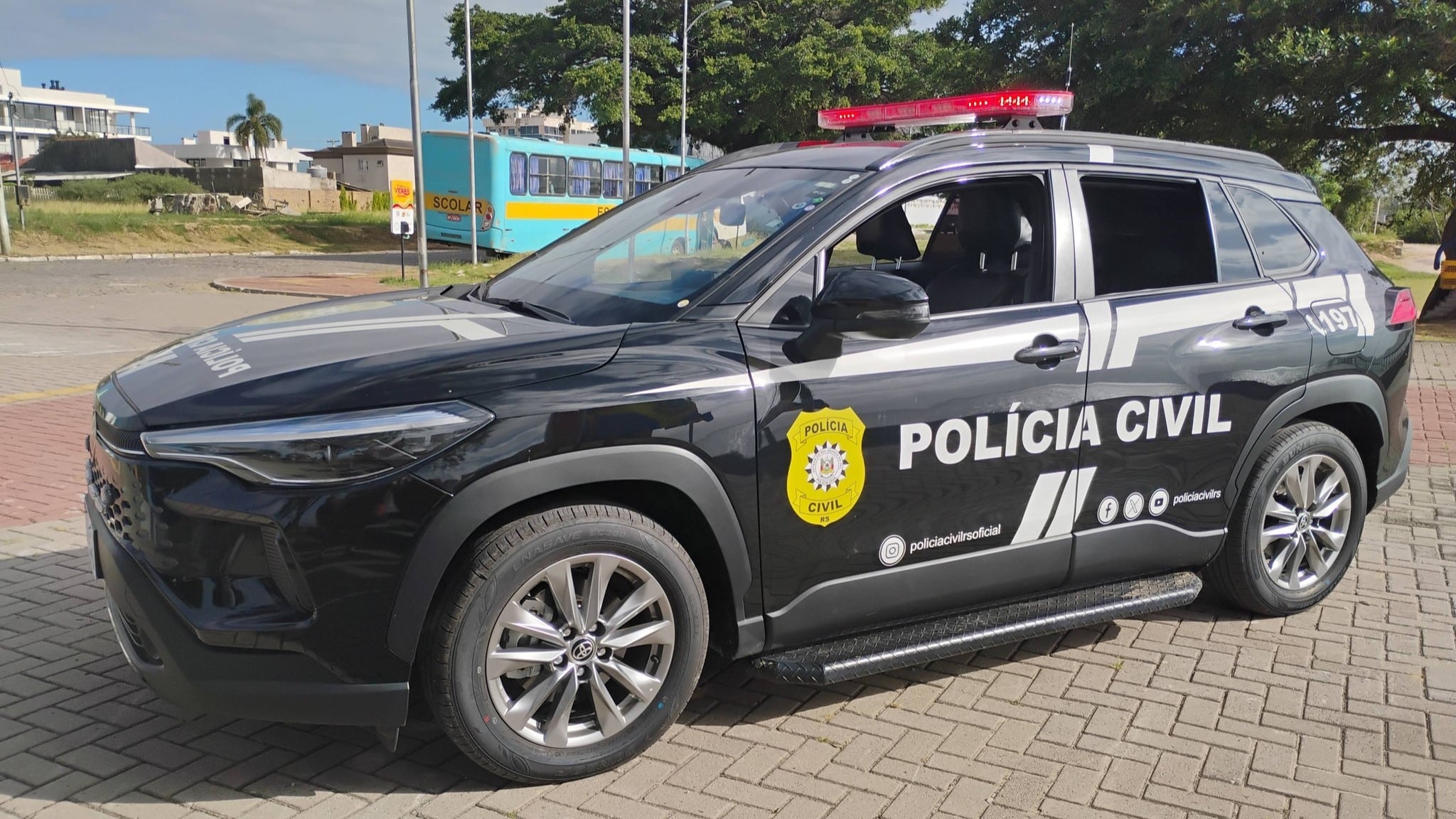 Polícia Civil de Tapes recebe nova viatura para reforçar segurança
