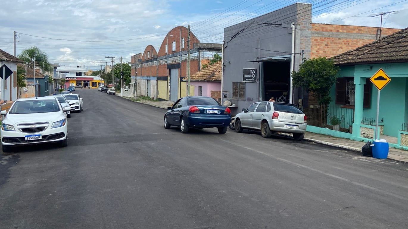 Moradores de Camaquã cobram sinalização em novos quebra-molas