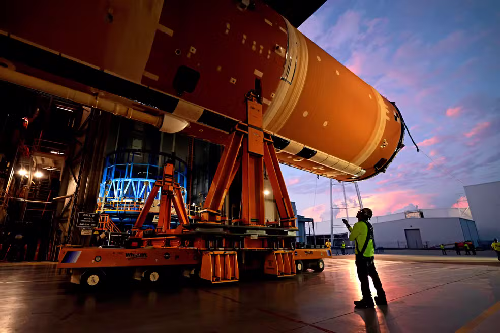 Artemis II: Nasa lança missão tripulada à Lua após meio século