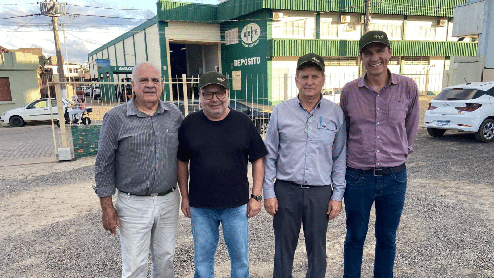 Alunos de Agronomia da Unisc realizam visita técnica em Camaquã