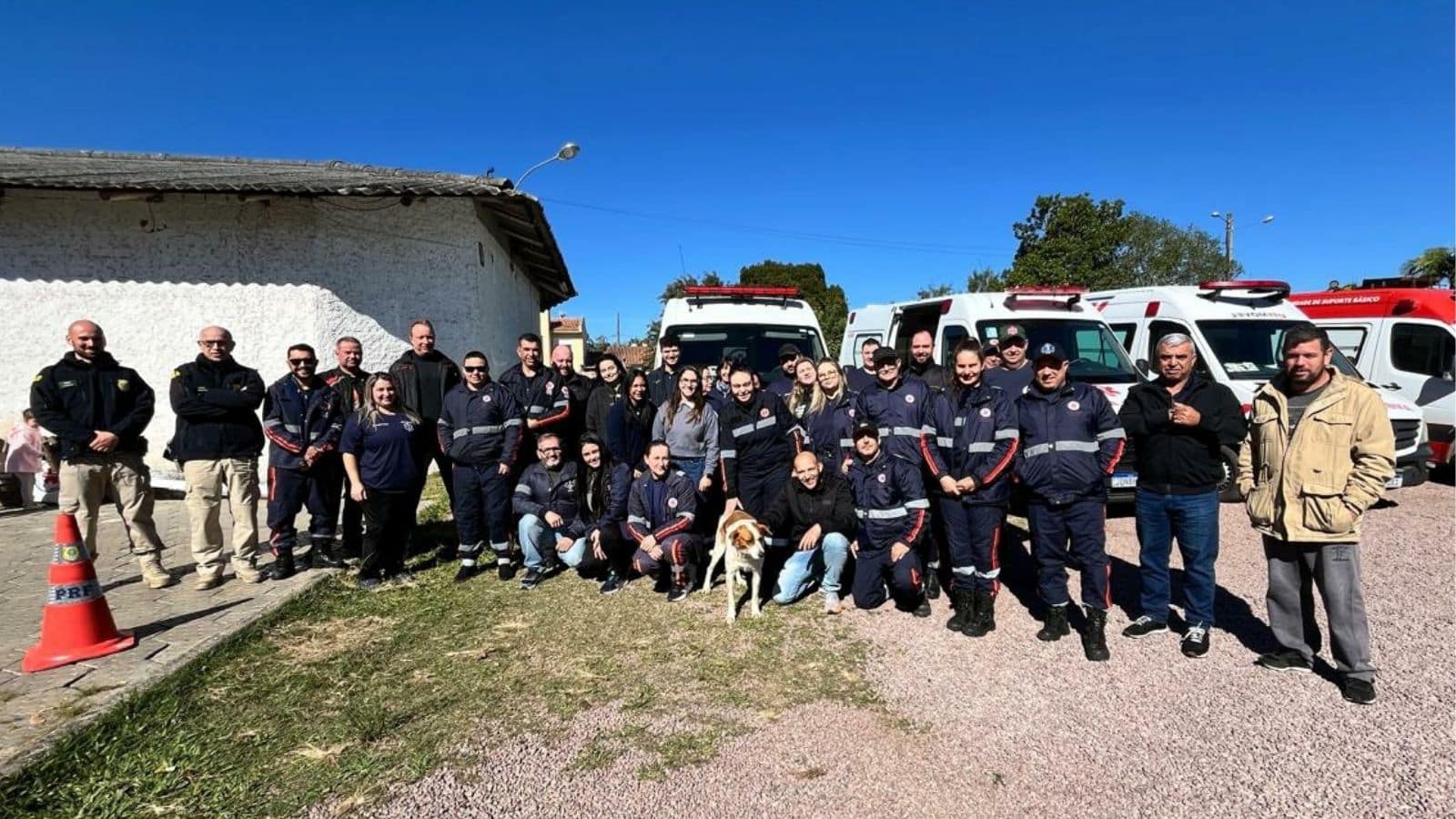 PRF realiza treinamento de sinalização de acidentes no trânsito para equipes do SAMU