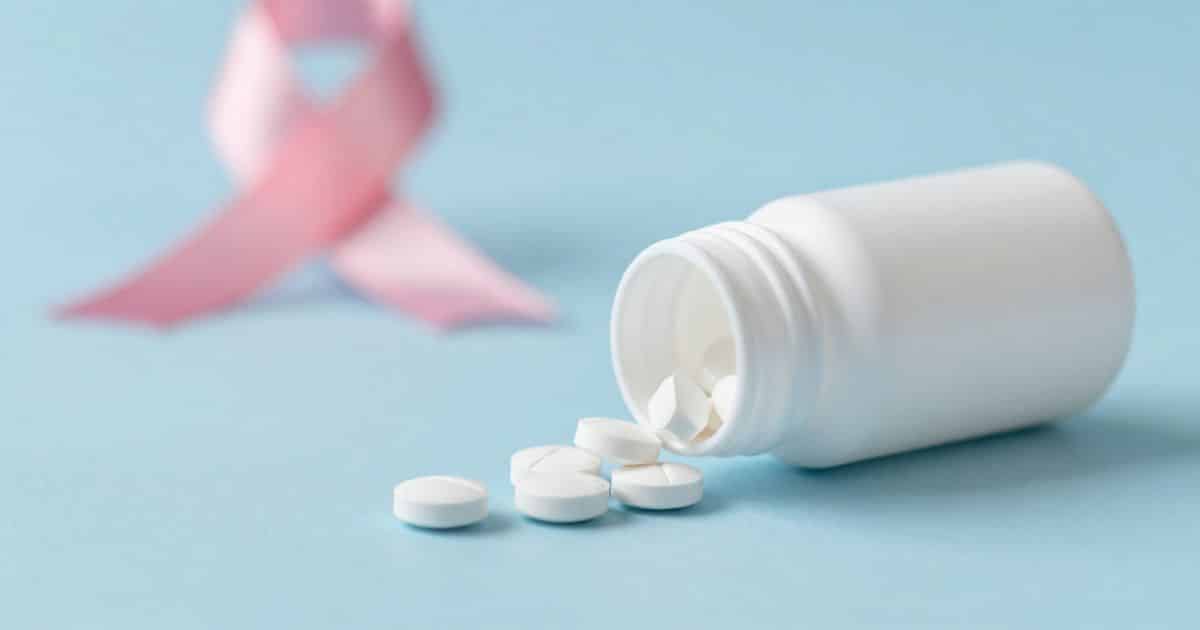Anvisa aprova novo medicamento oral para câncer de mama