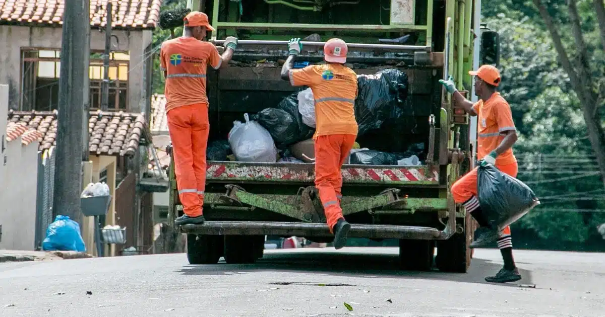 Dom Feliciano suspende coleta de lixo nesta quarta-feira (15)