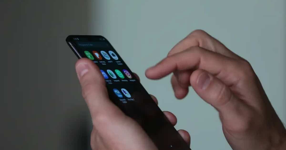 Cazé TV expõe uma lacuna nas regras da publicidade de bets no país