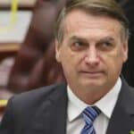 Exército entrega armas de Bolsonaro à PF e informa falta de duas