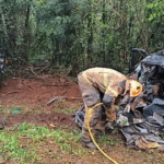 Dois jovens de 19 anos morrem e outro fica ferido em colisão entre carro e caminhão em Panambi