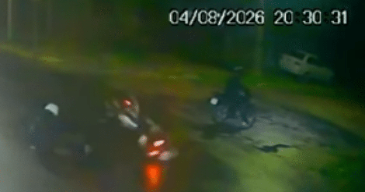 Ladrão tenta fugir com moto roubada, mas cai poucos metros depois em Canoas