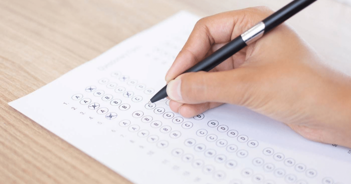 Concursos públicos oferecem oportunidades mesmo durante o calendário eleitoral