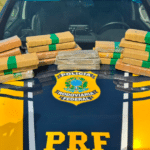 PRF apreende 20 kg de maconha com passageira de ônibus em Bagé