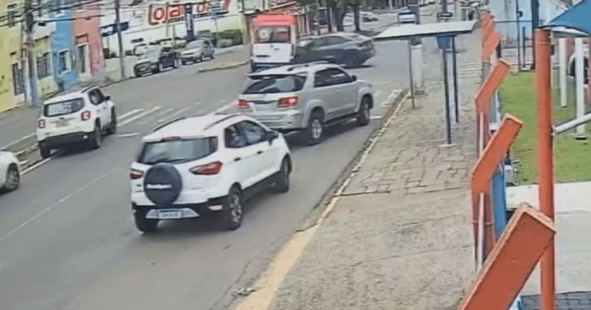 Acidente com ambulância do SAMU deixa paciente morto em Passo Fundo