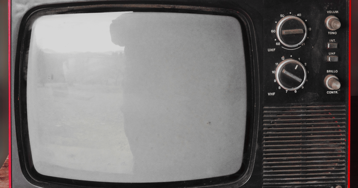 Hoje na história: 03 de agosto – Primeira transmissão mundial de uma televisão em cores