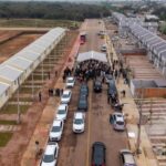 Famílias vítimas de enchente recebem novas casas em Eldorado do Sul