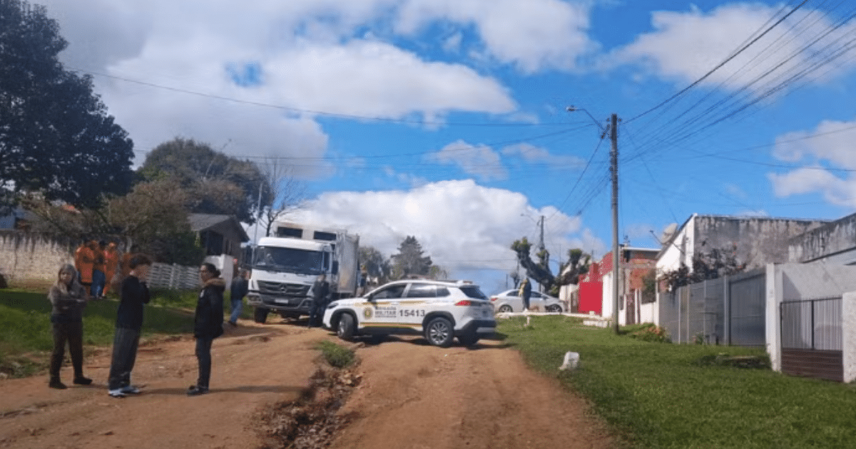 Idosa morre atropelada por caminhão do lixo em Bagé