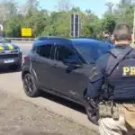 Homem acaba preso após comprar carro pelas redes sociais