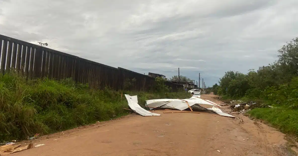 Vento arranca telhado de escola em Camaquã