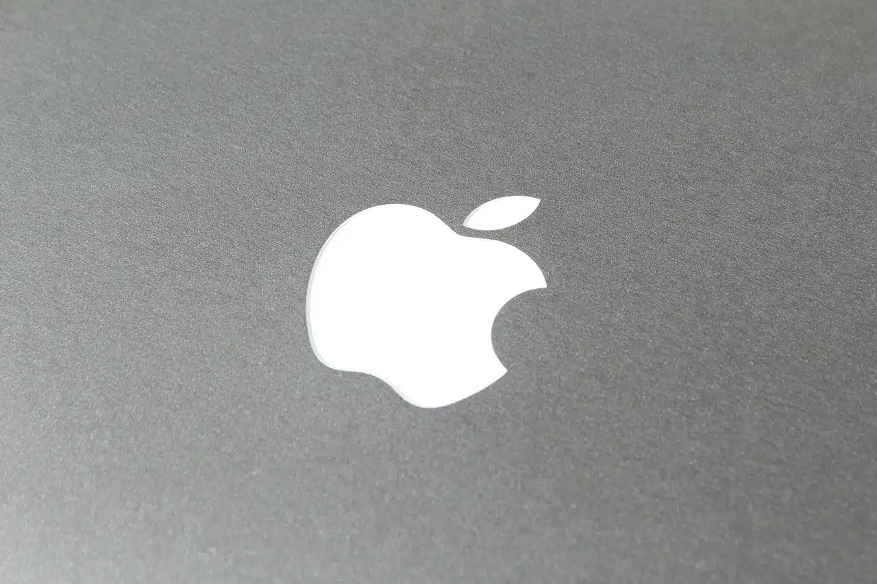 Apple pode revelar primeiro iPhone dobrável nesta quarta-feira