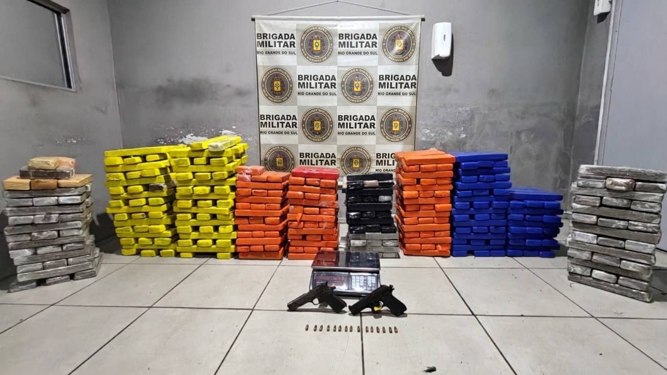 Brigada Militar intercepta mais de 350 kg de drogas em Pelotas