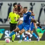 Grêmio cede empate no fim e Renato dispara contra antecessor
