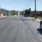 Prefeitura de Camaquã inicia obra de asfalto no Bairro Centenário