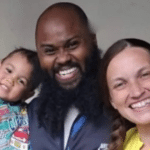 Justiça solta mãe de menino de 3 anos morto após agressões do pai