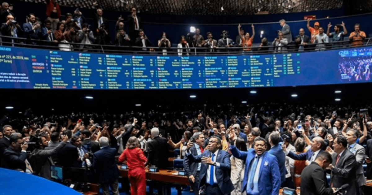 75 votos a 1: Saiba como foi a votação que aprovou o fim da escala 6x1