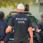 Polícia prende dois homens investigados por crimes sexuais contra crianças em Bagé
