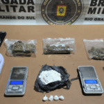 Brigada Militar apreende adolescente com cocaína, maconha e skunk em Pelotas