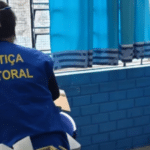 Urna é trocada após teclas dos números 2 e 3 serem coladas no RS