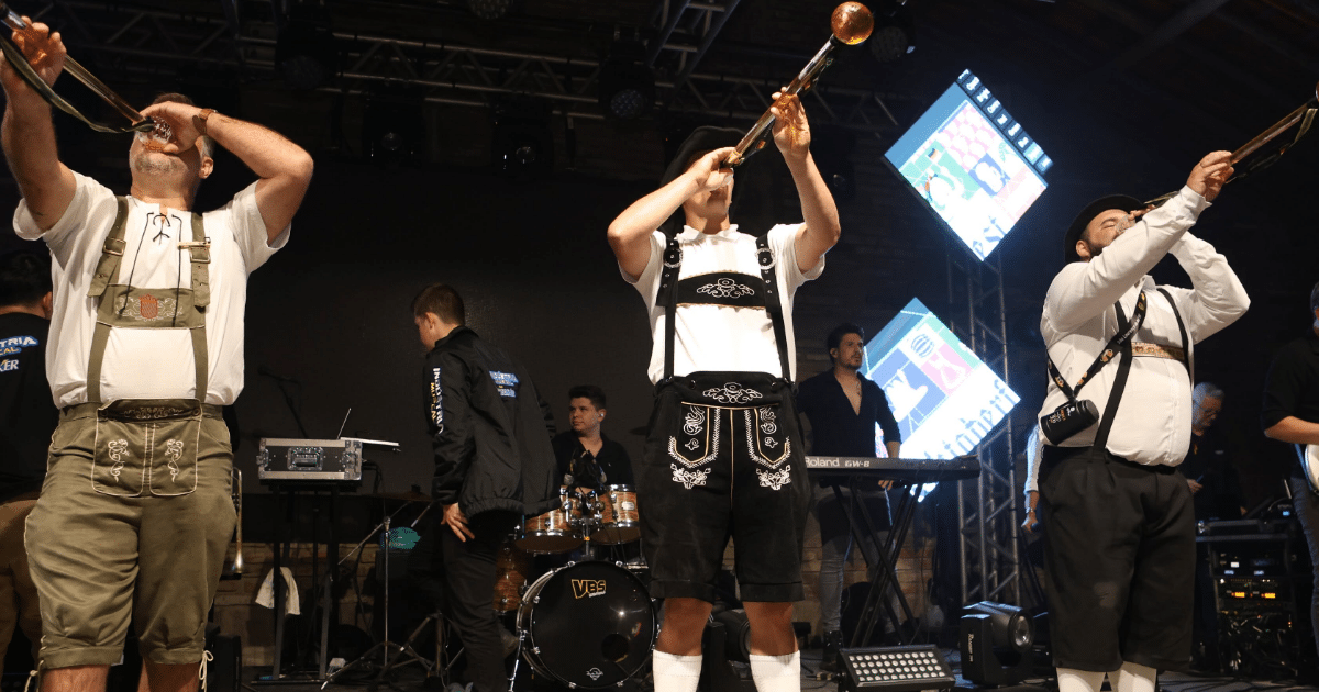 Oktoberfest Pelotas terá gastronomia típica, danças folclóricas e Baile do Chopp